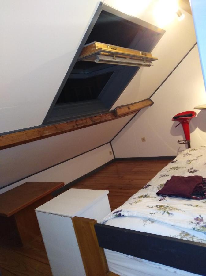 Un Studio A Louer Ds Un Endroit Calme Pres De La Ville De Dinant Dış mekan fotoğraf